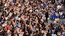 Imagen de Massa cerró su campaña con jóvenes: «Si me faltaba energía para el domingo, me la dieron ustedes»