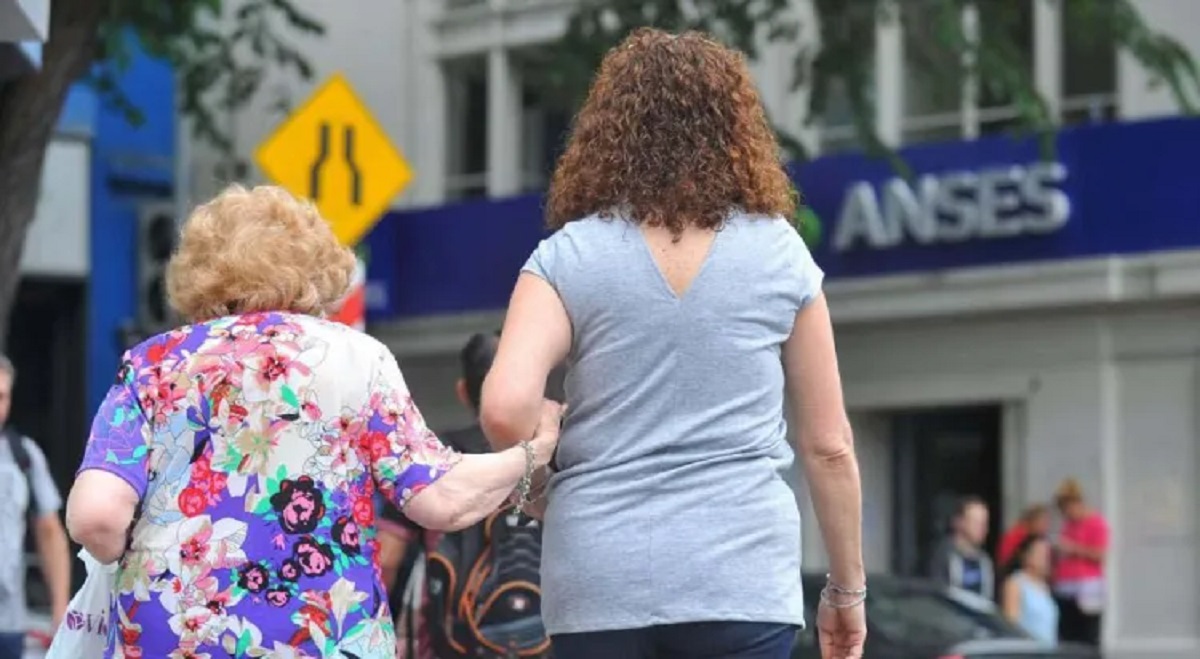 ANSES: Cómo Anotarse Por Los Aportes Para Mujeres Por Tareas De Cuidado ...