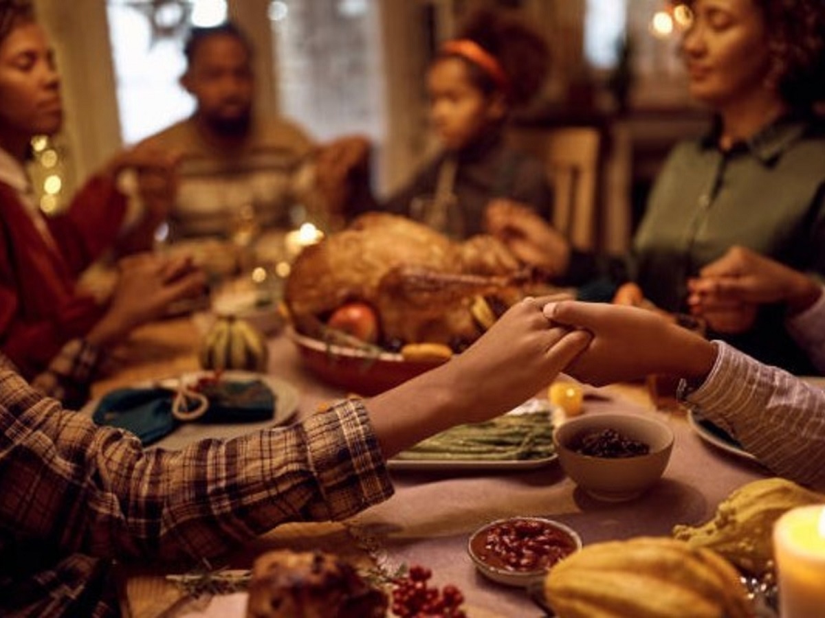 Se celebra el Día de Acción de Gracias Cuál es su origen y su tradicional oración para la cena