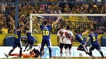 Imagen de Central le dio vuelta el partido a River y le ganó 3-1 en Rosario por la Copa de la Liga