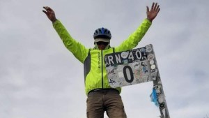 Con 67 años recorrió la ruta 40 en bicicleta: en 4 meses pedaleó 5080 kilómetros