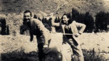 Imagen de Dos maestros en Caepe Malal y el blog de familia que rescató su experiencia