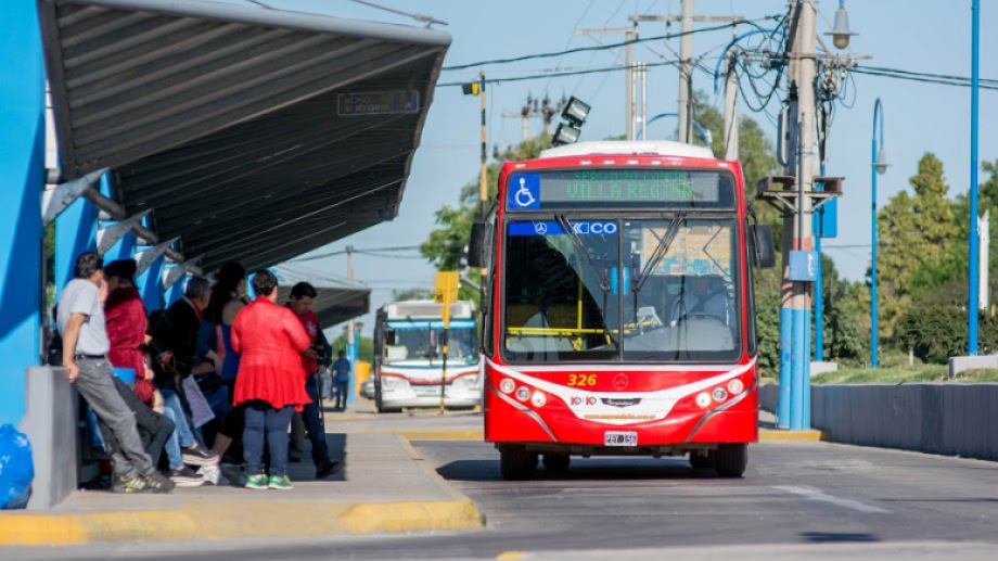 Los colectivos de Ko Ko tienen nuevas tarifas a partir de hoy. Archivo