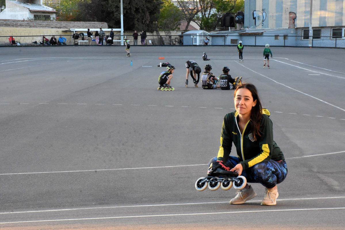 Marina en la pista de Alta Barda. Desde ahí salen talentos de manera permanente. (Matías Subat)