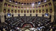 Imagen de Diputados empieza a tratar la Ley ómnibus el martes, con la presencia de funcionarios del Gobierno