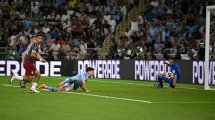 Imagen de VIDEO | ¿Cosa de argentinos? El gol de Julián Álvarez, idéntico al de Messi en el Mundial de Clubes