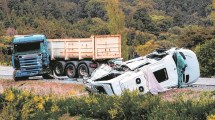 Imagen de Investigan si hubo un tercer vehículo en la tragedia de la Ruta 40, entre Villa La Angostura y Bariloche