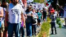 Imagen de Video | Marcharon en el centro de Neuquén este viernes tras el DNU de Milei