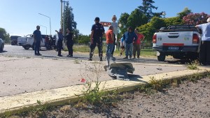 Fuerte choque entre dos camionetas sobre la Ruta 22, en el ingreso a Cipolletti: una niña herida