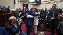 Imagen de Video: Weretilneck se despidió del Senado y Mónica Silva asumió en su reemplazo