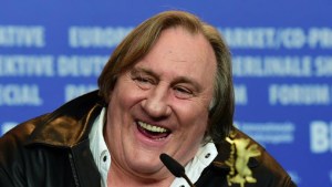 Gerard Depardieu recibió otra acusación por abuso sexual, ahora de una periodista española