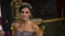 Imagen de El engaño de Letizia Ortiz a Felipe VI pondría en riesgo la línea sucesoria de la corona de España