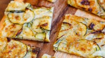 Imagen de Focaccia de zucchini, crocante y muy liviana