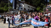 Imagen de Hay despidos en el Conicet de Bariloche y trabajadores se sumaron al «ruidazo» nacional