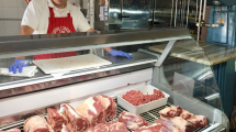 Imagen de Reintegro al comprar carne con débito: qué pasó con la página de AFIP que detallaba el programa