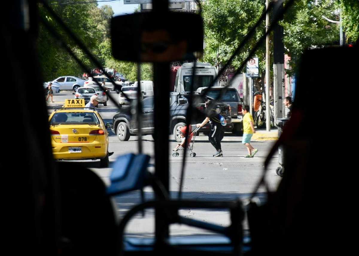 Empresarios del transporte sorprendidos por la eliminación de subsidios al interior. Foto Archivo.