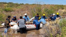 Imagen de El complejo operativo para restablecer el servicio de electricidad en Catriel