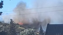 Imagen de Video: megaoperativo para controlar el fuego en un incendio forestal de Bariloche