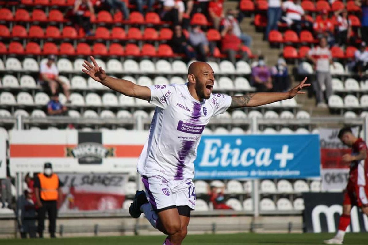 Tello viene de jugar tres años en la Primera Nacional con Villa Dálmine. Ya fue dirigido por Gustavo Noto en Alvarado y Camioneros.