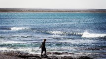 Imagen de Un hermoso paraje perdido frente al mar que se niega a ser «un pueblo fantasma»