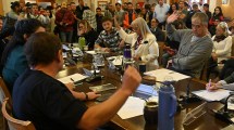 Imagen de Walter Cortés logró apoyo unánime para la emergencia económica y habitacional de Bariloche