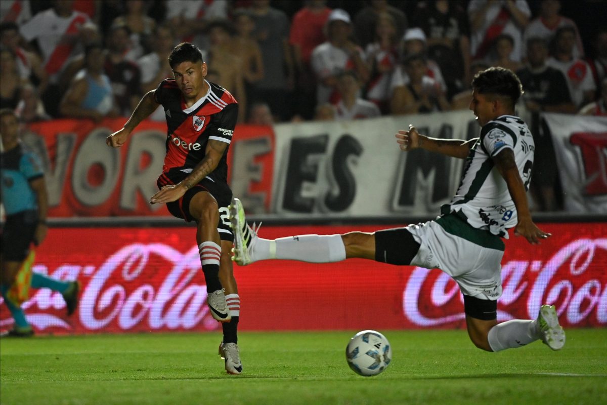 Agustín Sant'Anna se lesionó la rodilla derecha en el amistoso ante Millonarios de Colombia. (Foto: @RiverPlate)