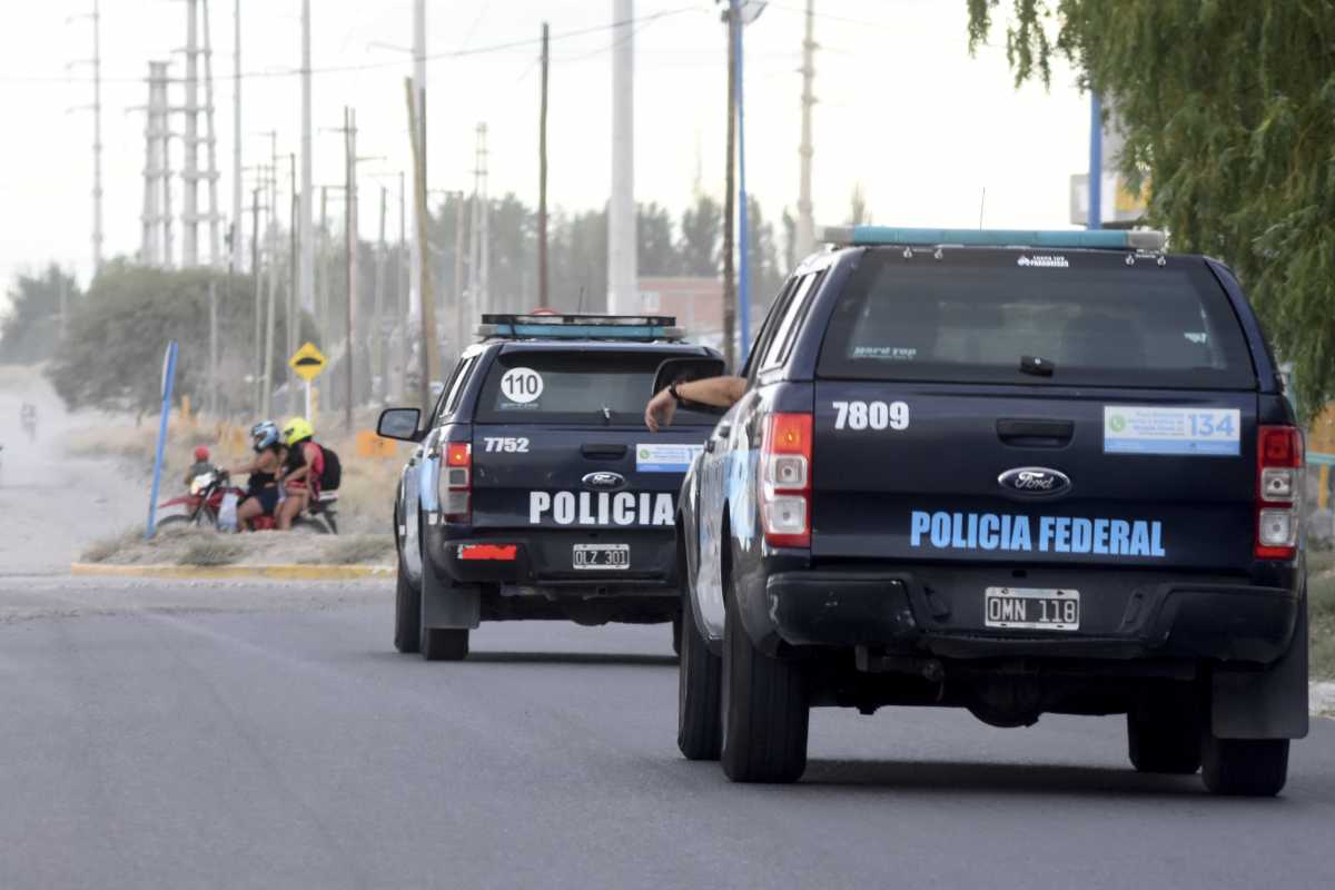 La Policía Federal realizó los allanamientos en el norte de Roca.  (Foto archivo)