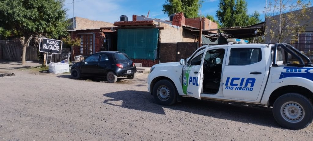 Entre los allanamientos, la policía logro detener a cinco personas y recuperar elementos de otros hechos delictivos. foto: gentileza