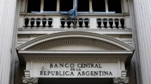 Imagen de El Banco Central cortó la racha y vendió US$142 millones, la segunda venta en la presidencia de Milei: los motivos