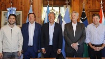 Imagen de Chubut, tras los recortes de Milei, «no entregará su petróleo y su gas»: apoyo de Figueroa y Weretilneck