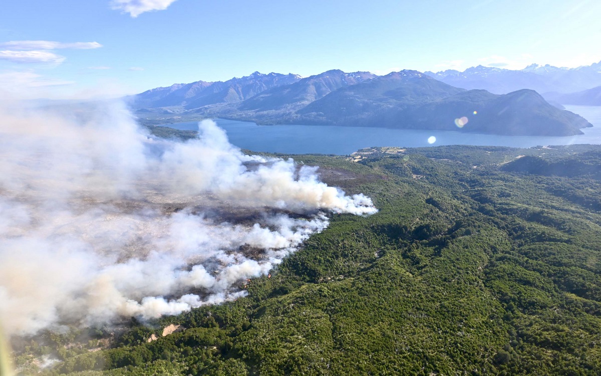 El fuego no da tregua y ya se consumieron 3.000 hectáreas. 