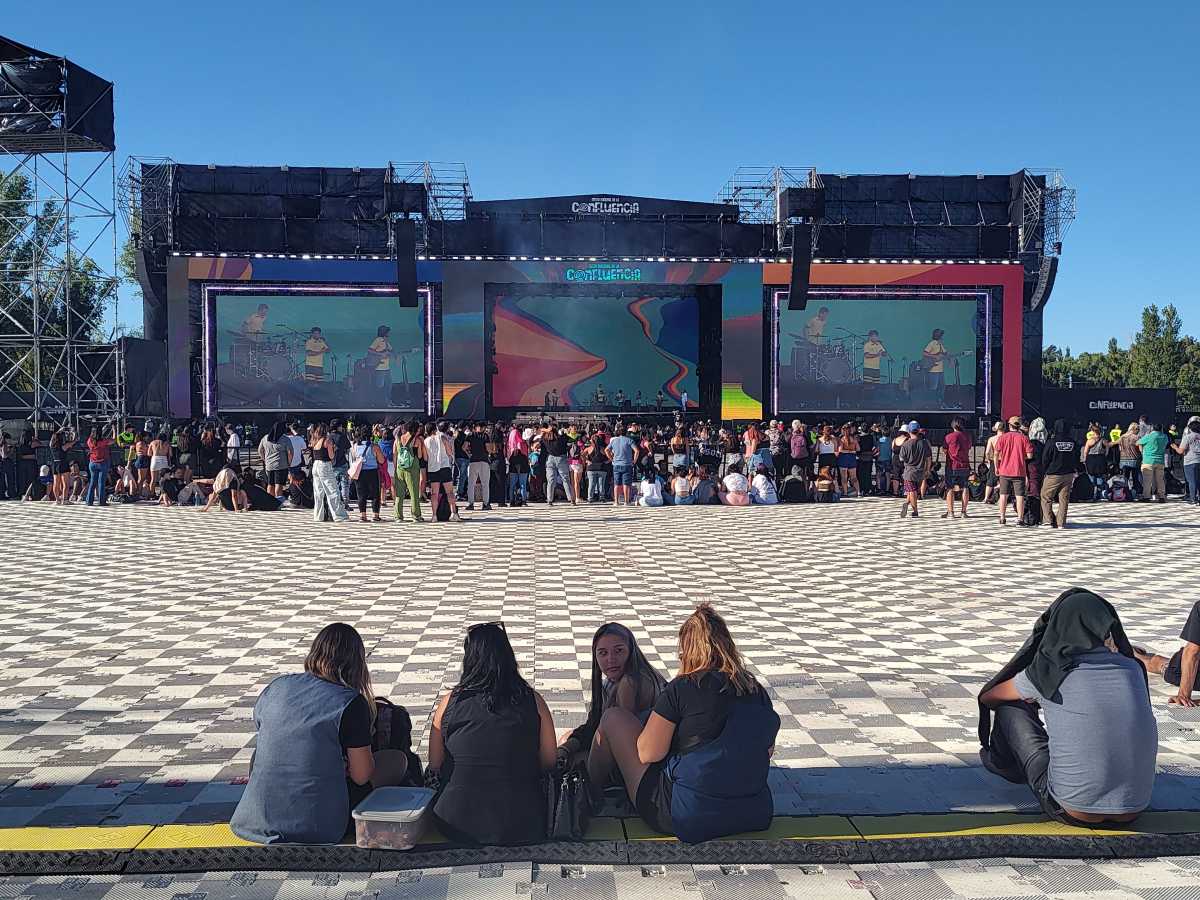 Habilitaron más entradas para la Fiesta de la Confluencia 2025 en Neuquén. Foto: Cecilia Maletti