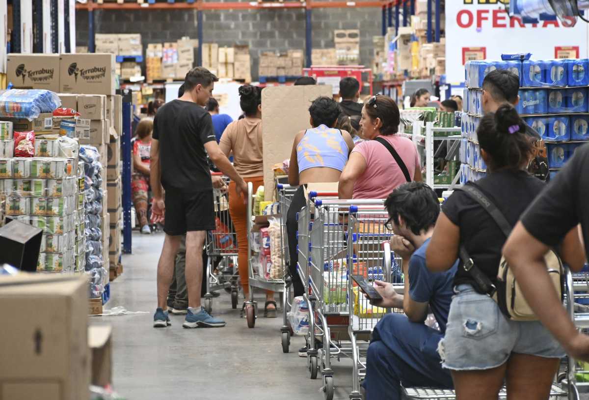 Ofertas en supermercados mayoristas por la Black Week: descuentos y bonificaciones, lo que hay que saber. Foto: archivo Florencia Salto. 