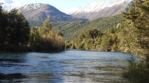 Imagen de Rescataron a un hombre que había caído en un remolino del río Manso, en Bariloche