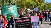 Imagen de Hospitalarios siguen con manifestaciones y acampes durante Semana Santa, en Roca, Cipolletti y Bariloche