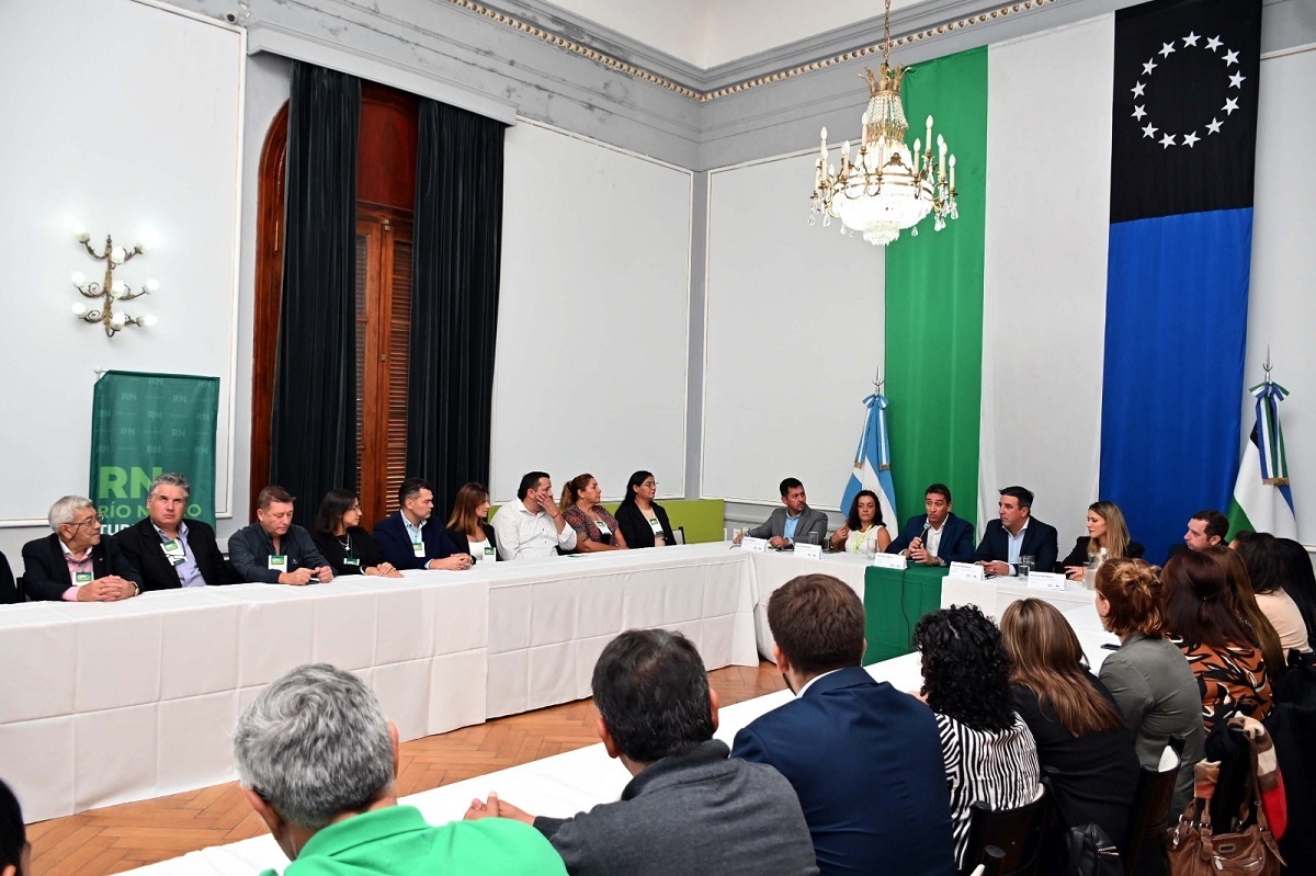 La asamblea del Consejo se realizó en el salón Gris de la Casa de Gobierno. Foto: Marcelo Ochoa.