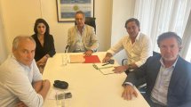 Imagen de Daniel Scioli ya planea la reglamentación de las sociedades anónimas deportivas