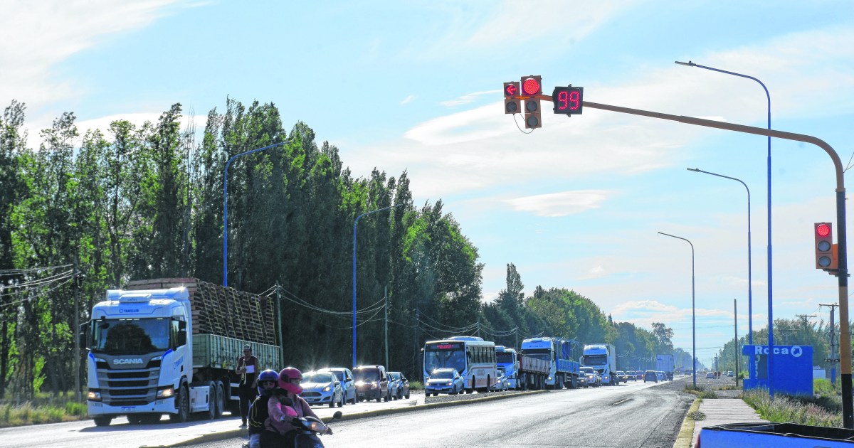 Roca will go to court against the injunction to remove the traffic lights from Route 22