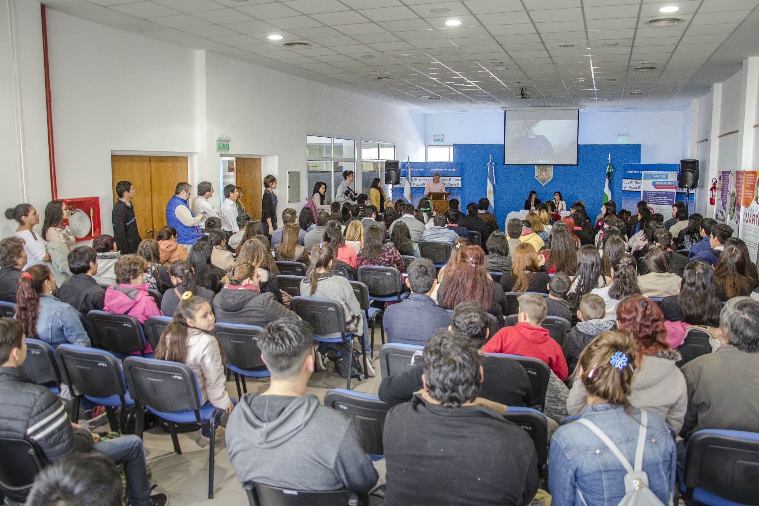 Entrega de certificados de capacitación en la USEP Roca.