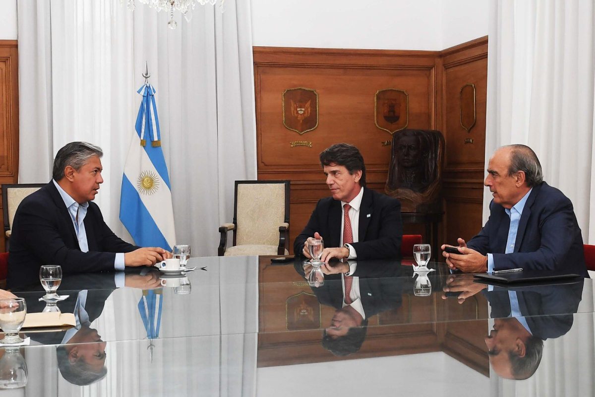 Figueroa junto a Posse y Francos, hoy en Casa de Gobierno. Foto: gentileza.