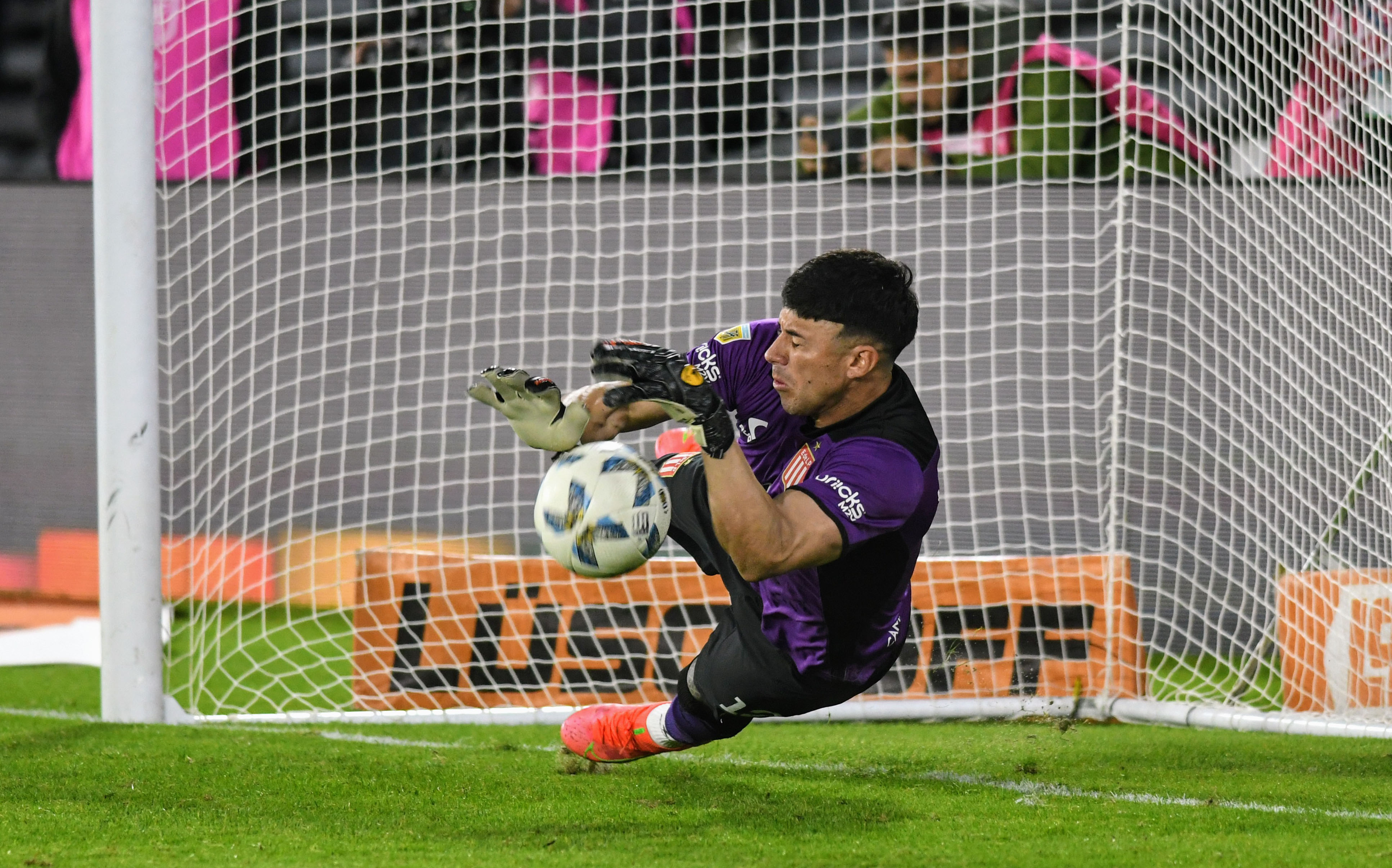 Matías Mansilla puso a Estudiantes en la final de la Copa de la Liga Profesional.