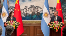 Imagen de Mondino se reunió con el canciller de China para fortalecer la relación y «expandir la cooperación»