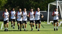 Imagen de Demichelis prepara varios cambios en River para el choque ante Nacional por la Copa Libertadores