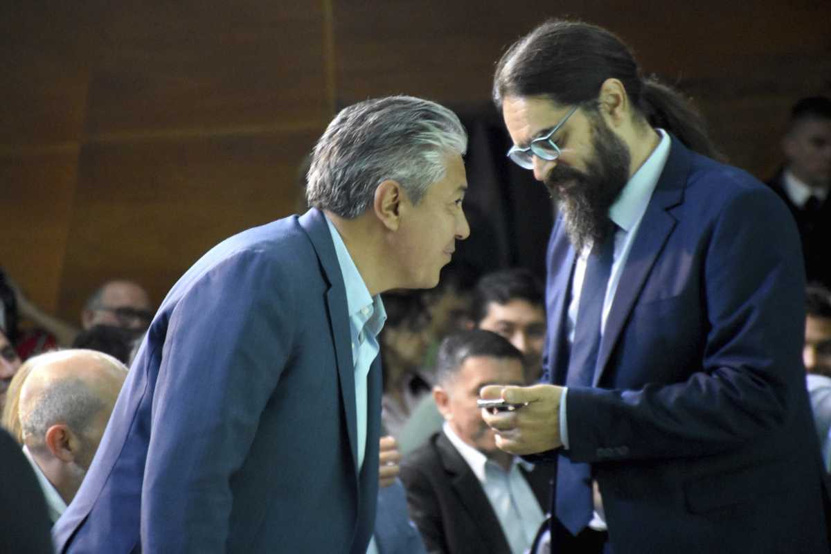 Rolando Figueroa y el ministro de Salud, Martín Regueiro. Foto: archivo Matías Subat.