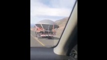 Imagen de Video: Furor en redes por un «ovni» sobre una ruta del norte de Neuquén