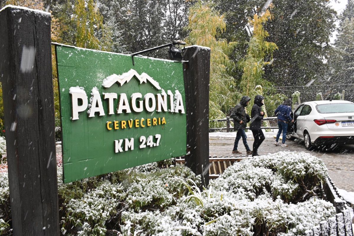 Tras la explosión, permanece cerrada la cervecería de Bariloche. Foto: Chino Leiva
