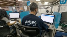 Imagen de Qué Pensiones No Contributivas (PNC) de ANSES cobran el bono en mayo 2024