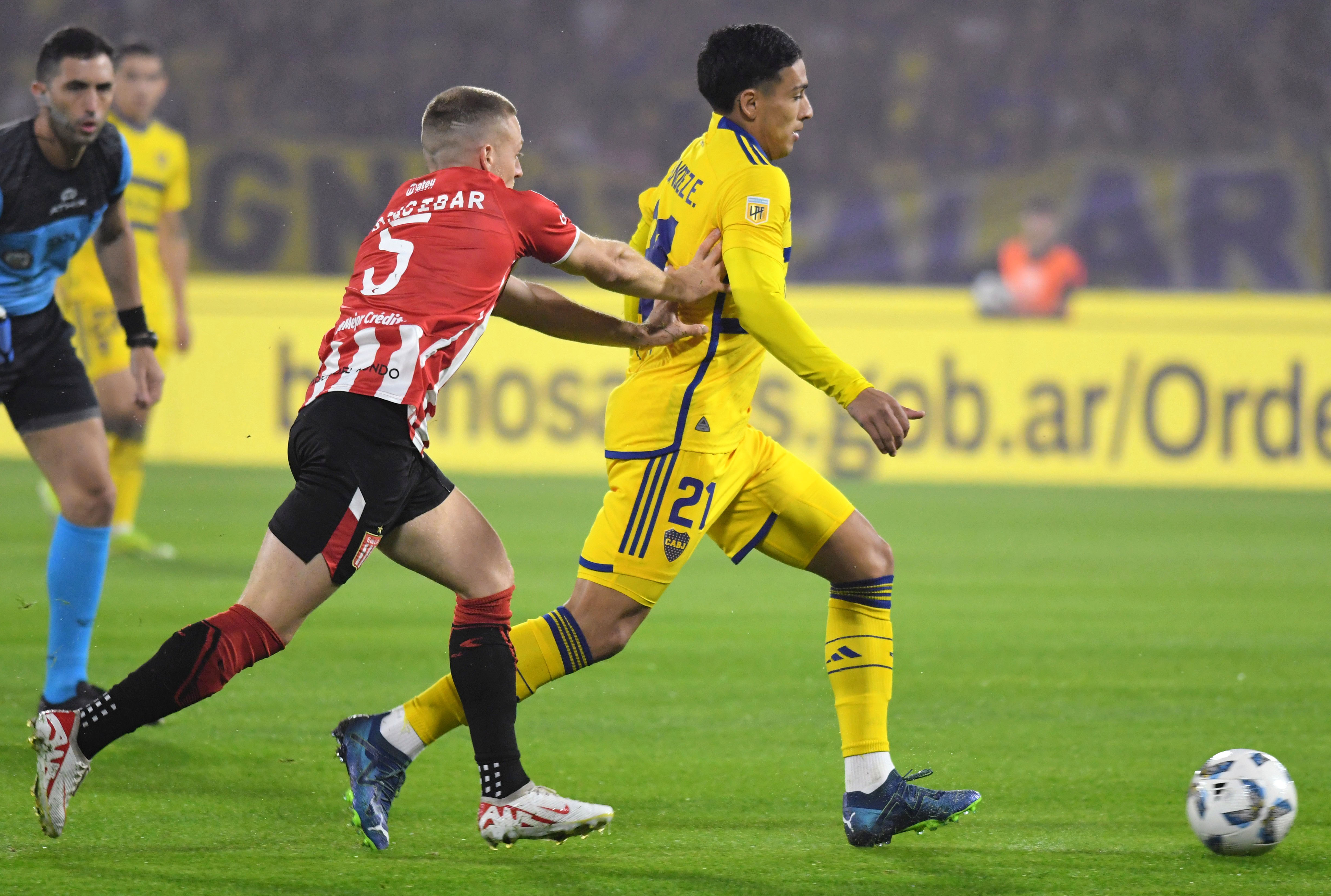 Equi Fernández aparece en el radar de Porto, uno de los grandes del fútbol de Portugal. 