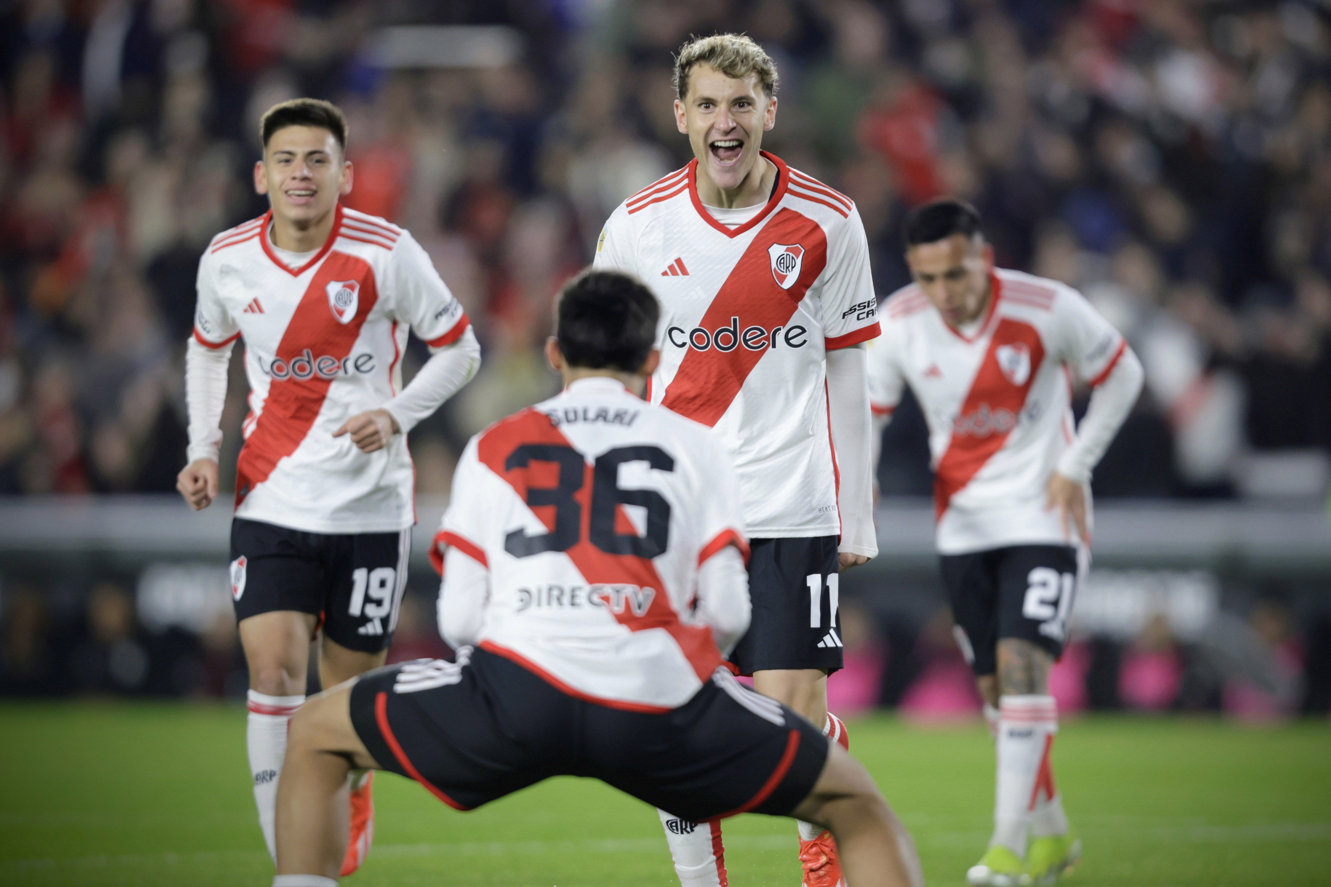 Colidio marcó los dos tantos de River ante Central Córdoba en el Monumental. 