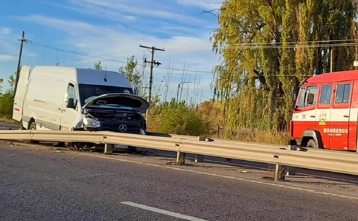 Seguidilla de choques sobre Ruta 22, cerca de Regina. Foto: gentileza